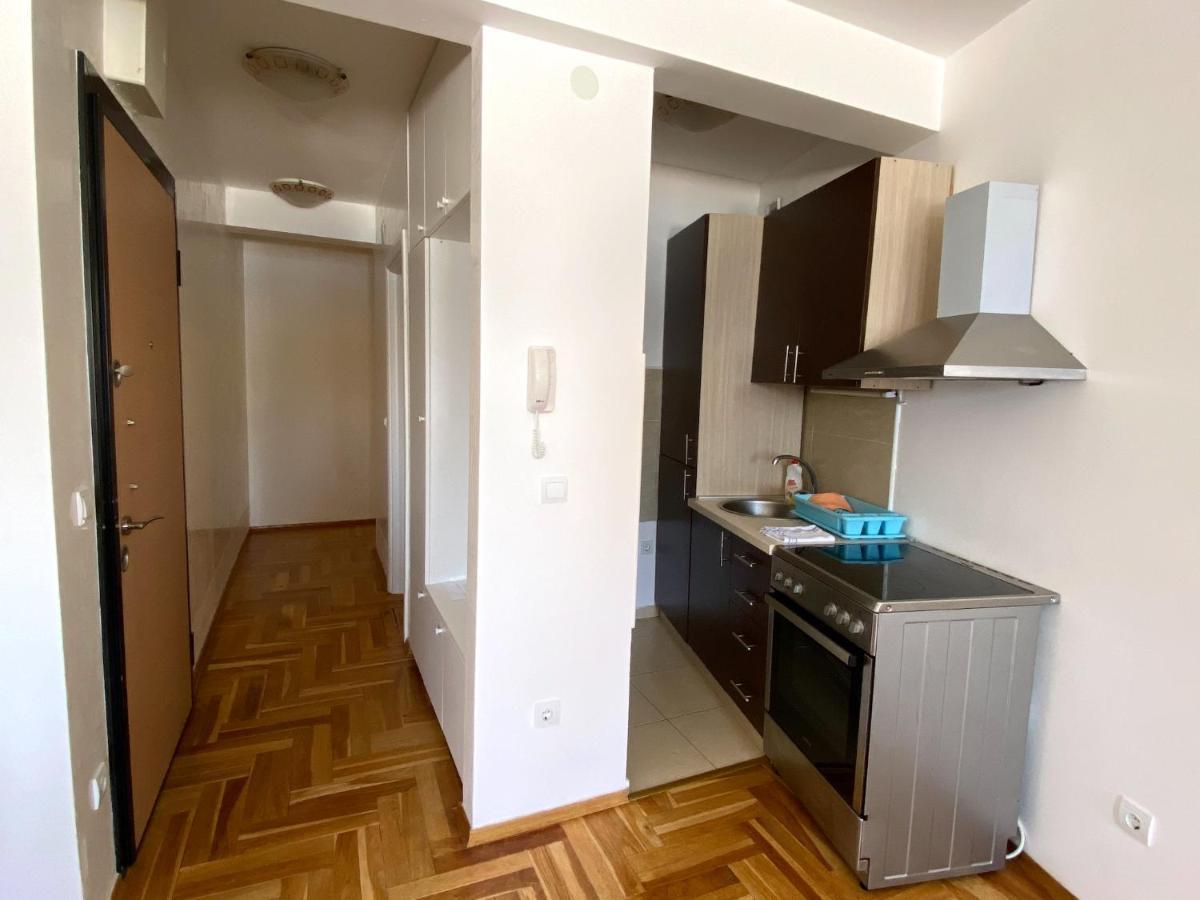 Apartments First Line Петровац Экстерьер фото